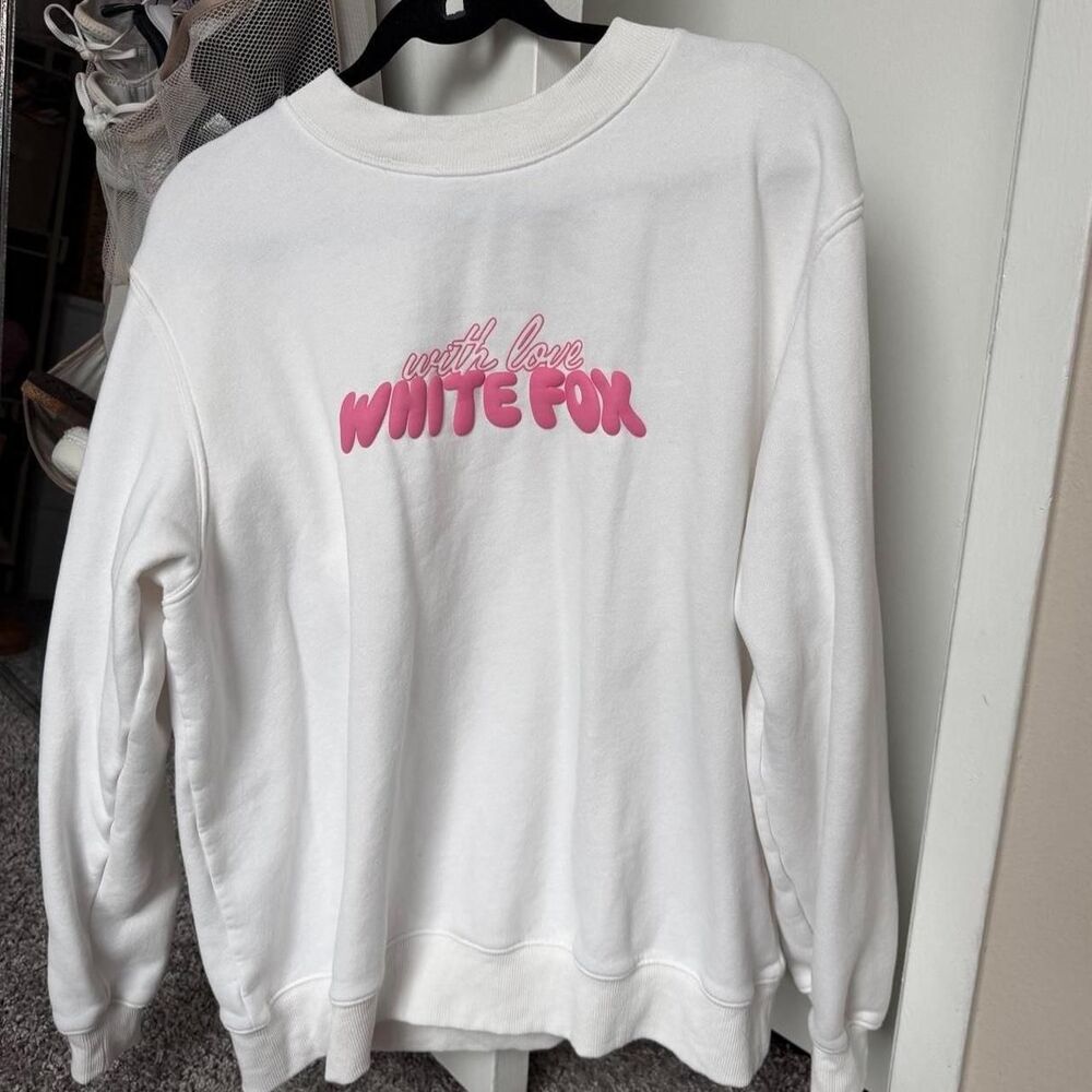 White-fox-boutique Women's White and Pink Sweatshirt